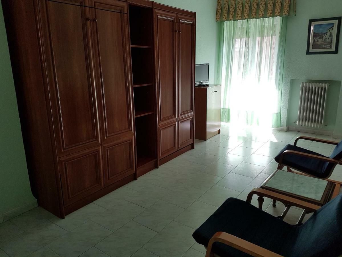 Hotel Fray Juan Gil Arevalo Ngoại thất bức ảnh